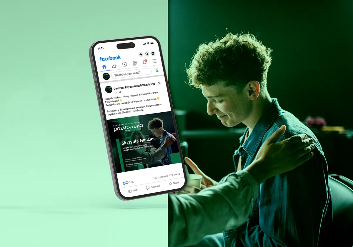 Pozytywka: post Skrzydła Nadziei na Facebooku w telefonie obok zdjęcia nastolatka w zielonym świetle